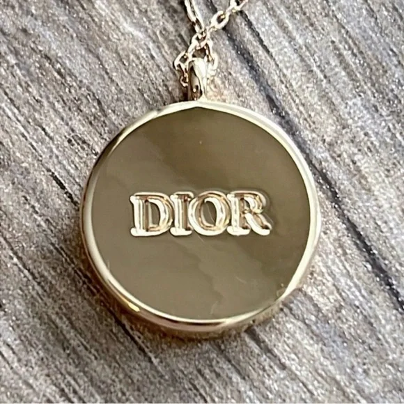 Dior • Gold J'adore Necklace - Picture 3 of 15